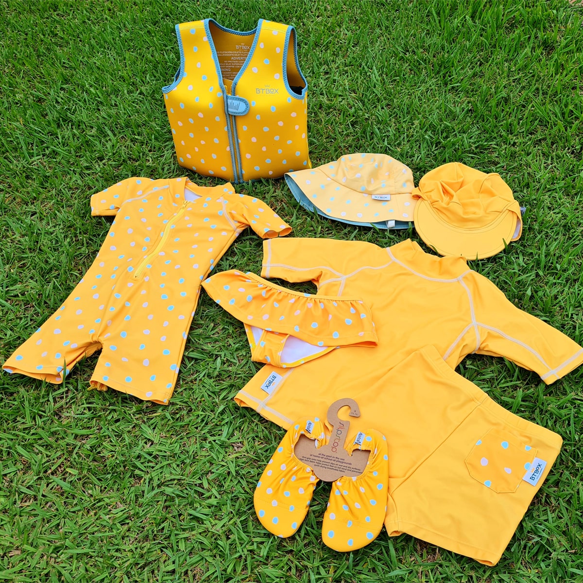 CAMISETA BTBOX UPF 50+ M/C LUNARES MOSTAZA 4-5 AÑOS