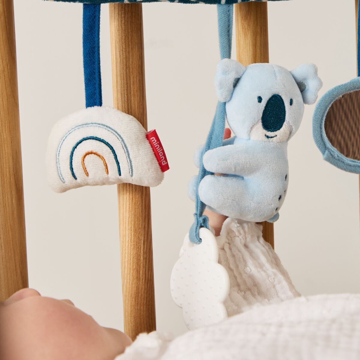 MINILAND SENSORIAL - JUGUETE CUNA KOALA