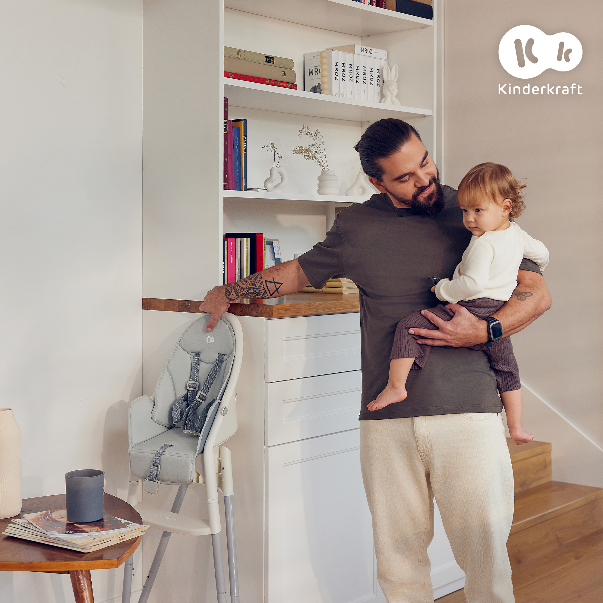 TRONA PLEGABLE DINNLY