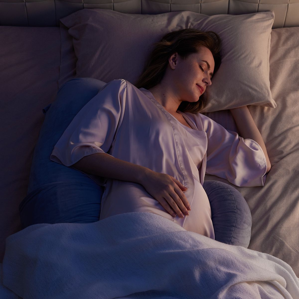 MOMCOZY ALMOHADA DE LACTANCIA FORMA F PP006 35X25X13CM GRIS